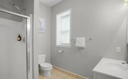 Spacious 3-Bedroom with King Bed