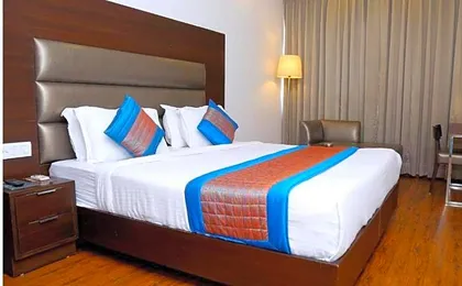 Airport Hotel The R Blues