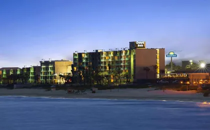 Days Inn by Wyndham Panama City Beach/Ocean Front