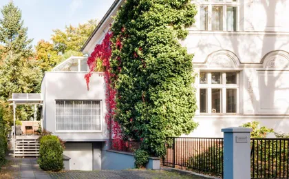The Berlin Getaway / 80qm in Berlin's Historic Diplomatic Quarter