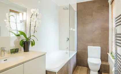 Chelsea - Draycott Place apartments by Viridian Apartments