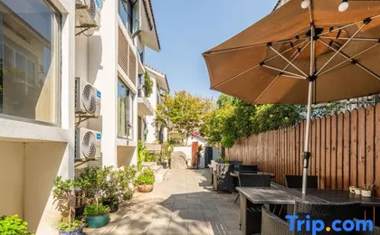 Leyin Homestay (West Lake Lingyin Store)