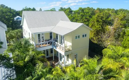 30A Beach House - Under the Palms