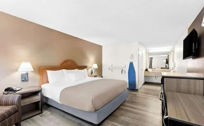 Quality Inn Middleburg Heights Near Cleveland Airport
