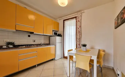 Garden Apartment With Pool in Holiday Village