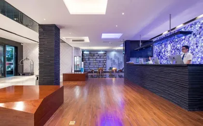 Mehood Lestie Hotel