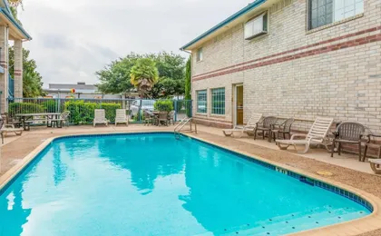 Days Inn by Wyndham San Antonio Southeast by At&T Center