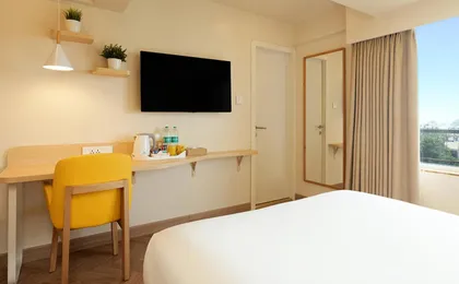 Bloom Hub | Weh Andheri
