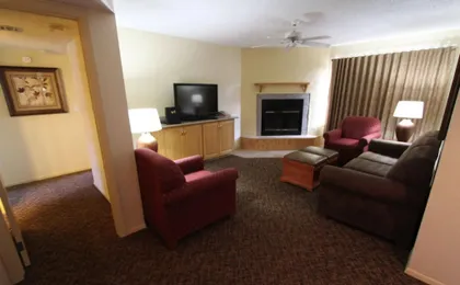 Crown Point Resort
