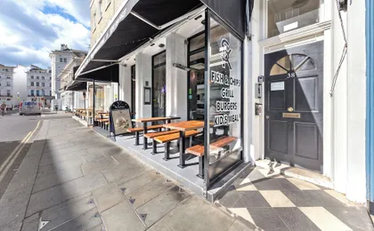 Stunning 2B Flat in South Kensington Near Station