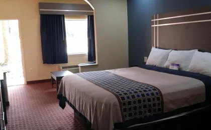 Americas Best Value Inn & Suites Northeast Houston