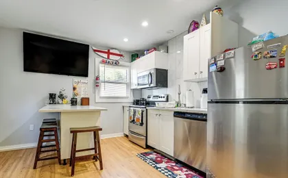 4 Mi to Hyde Park Village! Modern Escape w/ Yard