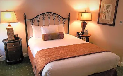 The Monterey Hotel