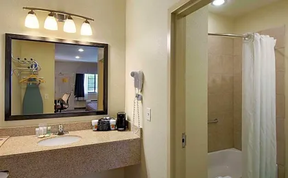 Super 8 by Wyndham Stephenville