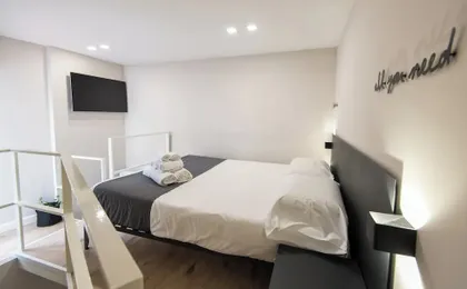 Five Boutique Rooms - Camera 1