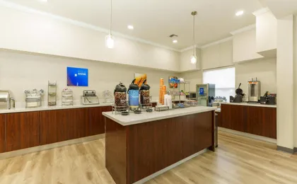 Comfort Suites University Drive