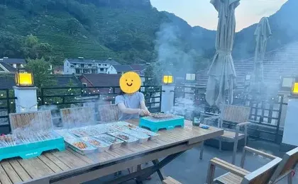 Hangzhou Guanshan B & B (Zhuantang Xishan National Forest Park Bailongtan Scenic Area)