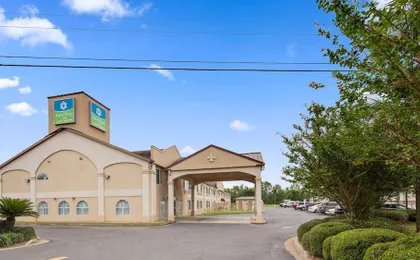Surestay Hotel by Best Western Alexandria Airport