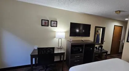 AmericInn by Wyndham Fort Atkinson