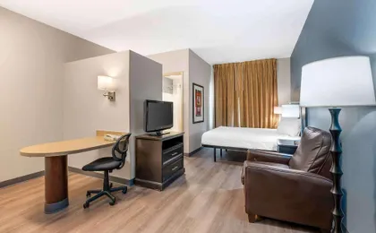 Extended Stay America Indianapolis Airport W. Southern Ave.