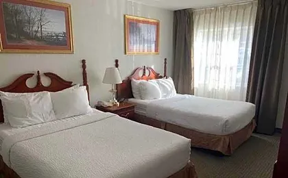 Host Inn an All Suites Hotel