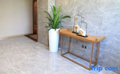 Homeinn Plus Hotel (Shanghai Zhonghuan Jinshajiang Road Fengzhuang Subway Station)