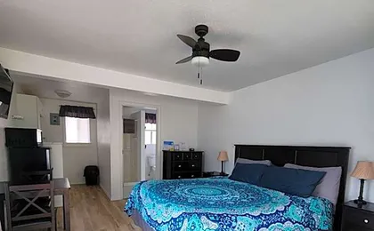 Plainview Motel