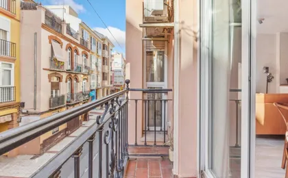 Epidemia & Quite Bedrooms by Ele Apartments