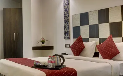 Hotel Silky Palace by Grb