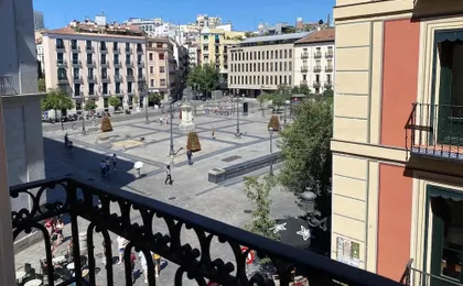 Lovely 3BR Near Palacio Real