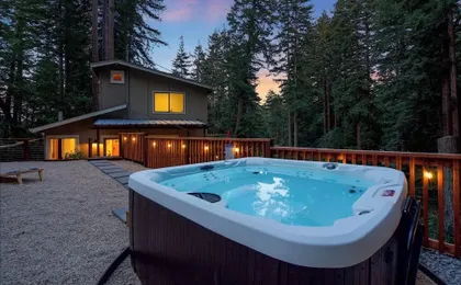 Redwood Oasis - Luxe Santa Cruz Cabin w/ Hot Tub