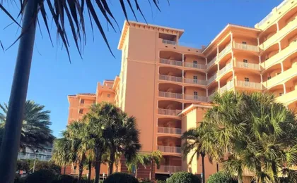 Luxury 5 Star Condominium Water Front 3 Beds 2 Bath Pool Hot-Tub Beach And City Views