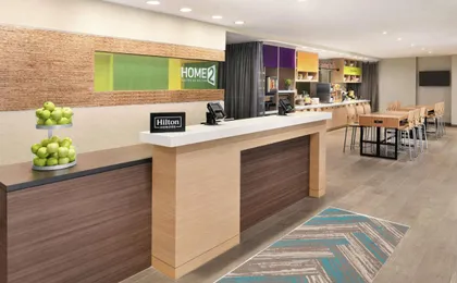 Home2 Suites by Hilton Bismarck (H)