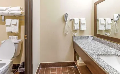 Comfort Inn Waukesha - Milwaukee West