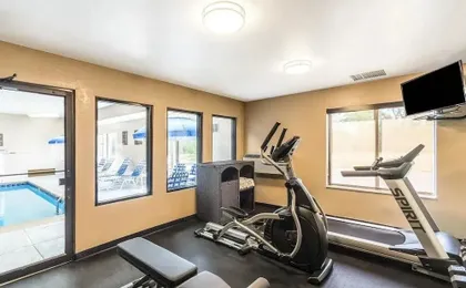Comfort Inn & Suites