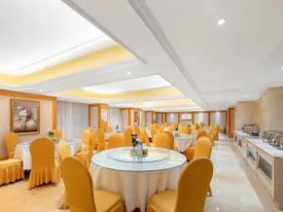 Vienna International Hotel Wuhan Tianhe Airport Songjiagang Metro Station