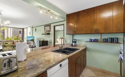 Haleakala Shores A-308 - Ocean/mountain Views, Stylish 2br/2ba, Lanai, AC, Wi-fi