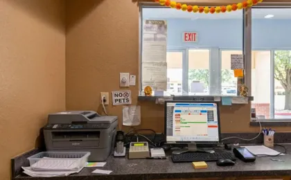 Garland Inn & Suites near Dallas TX