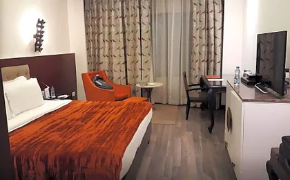 Hotel Hindusthan International Kolkata