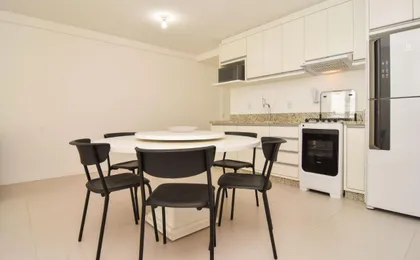 Cond. C/ Piscina E Academia, 350m Da Praia P1793