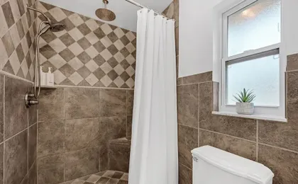 Naples Henrie Hideaway - Private Pool, Pet Friendly 12 Mins From Beach & Downtown 3 Bedroom Home