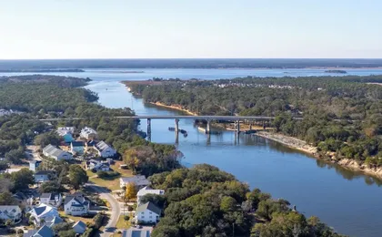5BR Coastal Compound in Carolina Beach: Brand New!