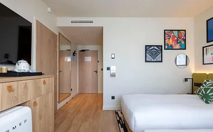 Hampton by Hilton Lyon Airport