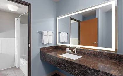 AmericInn by Wyndham West Salem