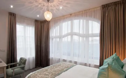 W12 Rooms
