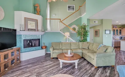 Crandall s Cottage by Silver Sands Vacation Rentals