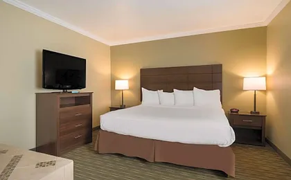 Best Western Holiday Hotel