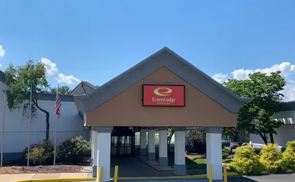 Econo Lodge Inn & Suites Chambersburg