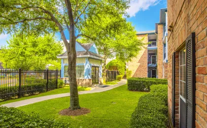 The Reside Fully Furnished Condos - Medical Stays Welcome