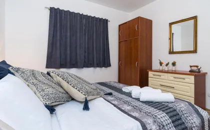 Apartment Okrug Gornji - Trogir with Sea View